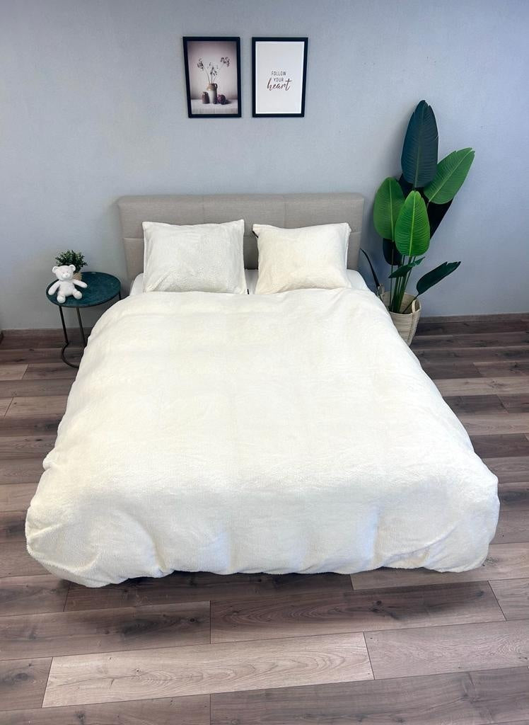 Pearl WhiteTeddy Dekbedovertrek Beau Maison
