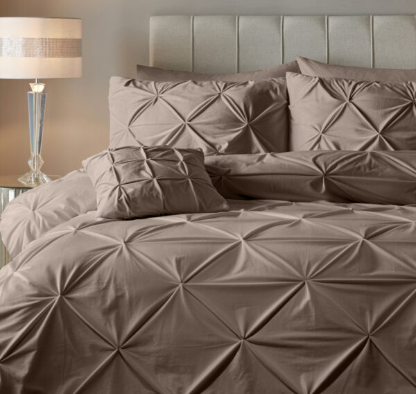 Velvet Pintuck Taupe 240 x 200/220 - Afbeelding 3