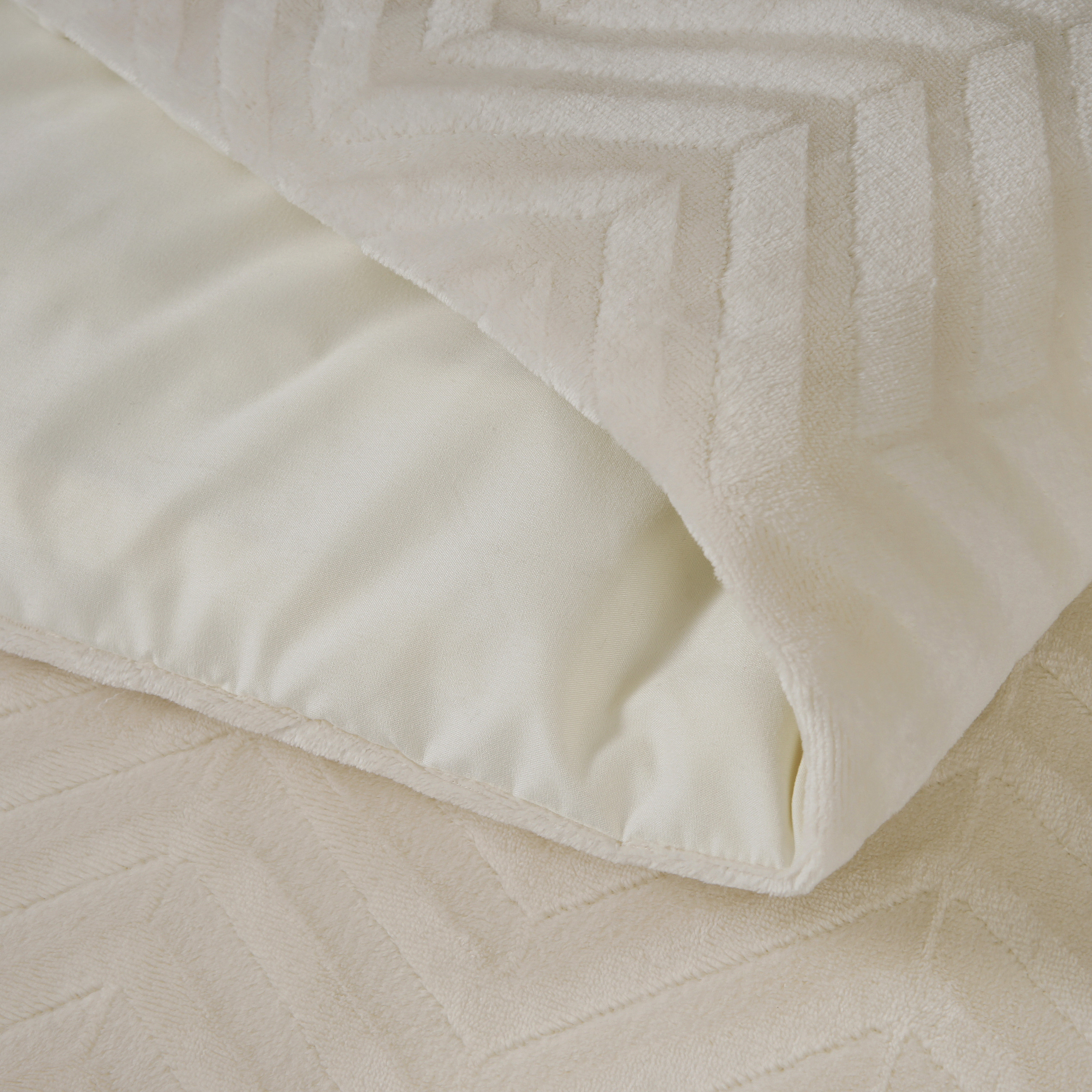 Chevron Teddy Créme 240 x 200/220