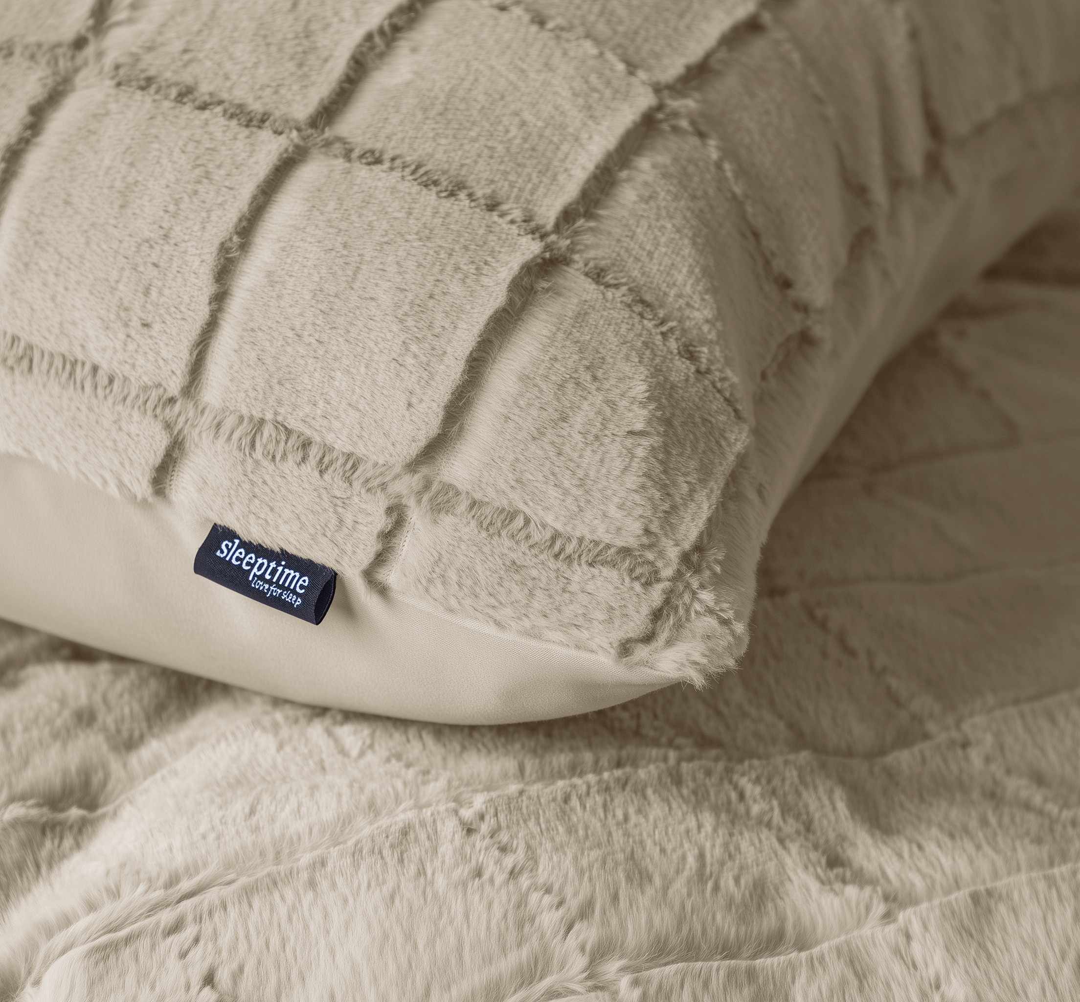 Faux Fur Check Beige 240x200/220