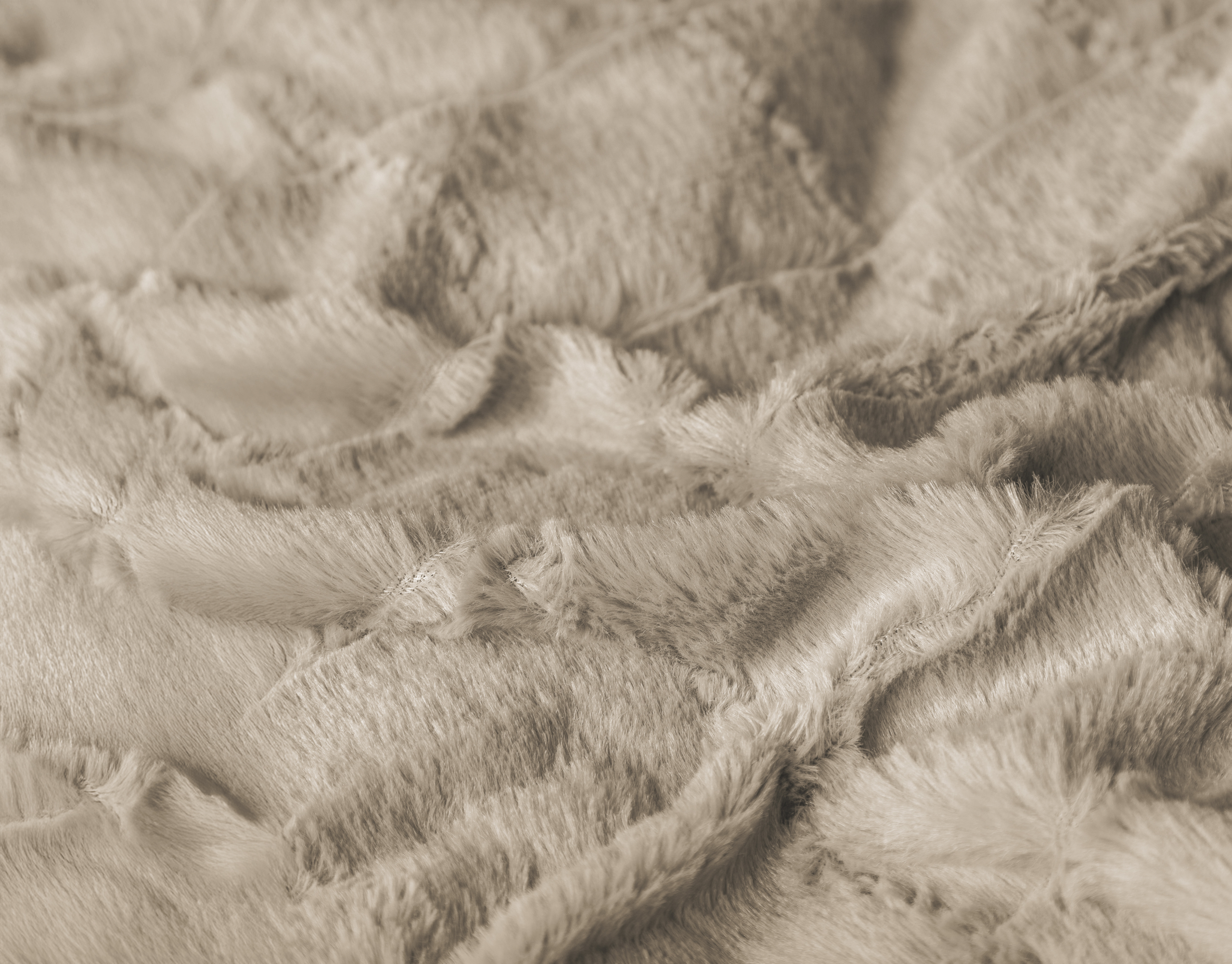 Faux Fur Check Beige 240x200/220