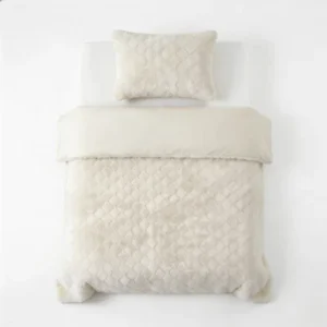 Faux Fur Syon Crème 140 x 200/220