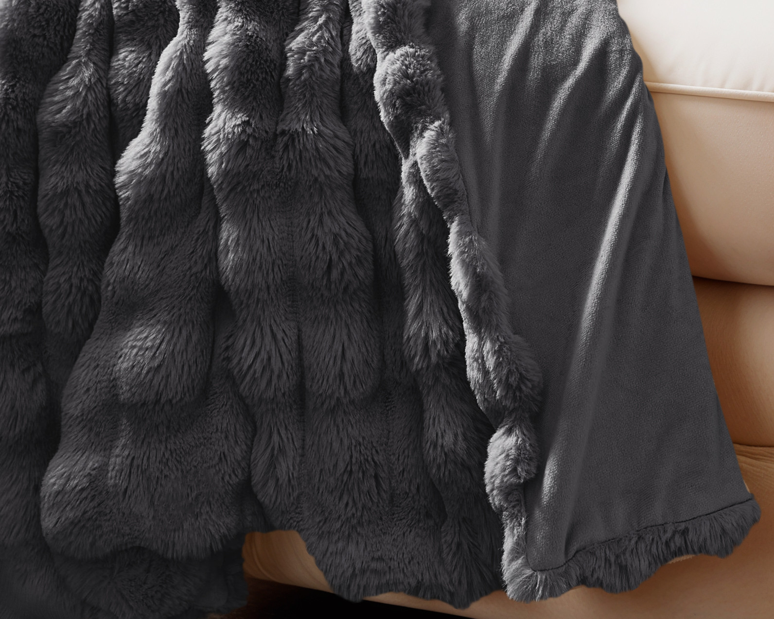 Pom Rabbit Fur plaid Antraciet 240 x 200