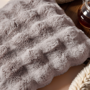 Pom Rabbit Fur sierkussen Taupe/Rose 50 x 50