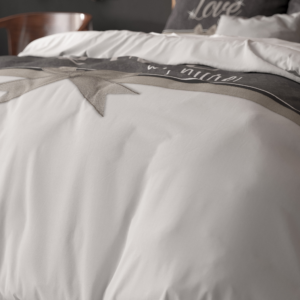 Pure Love Wit 200 x 200/220