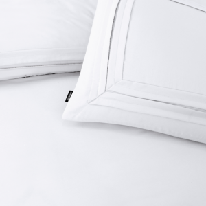 Tailored Wit 200 x 200/220