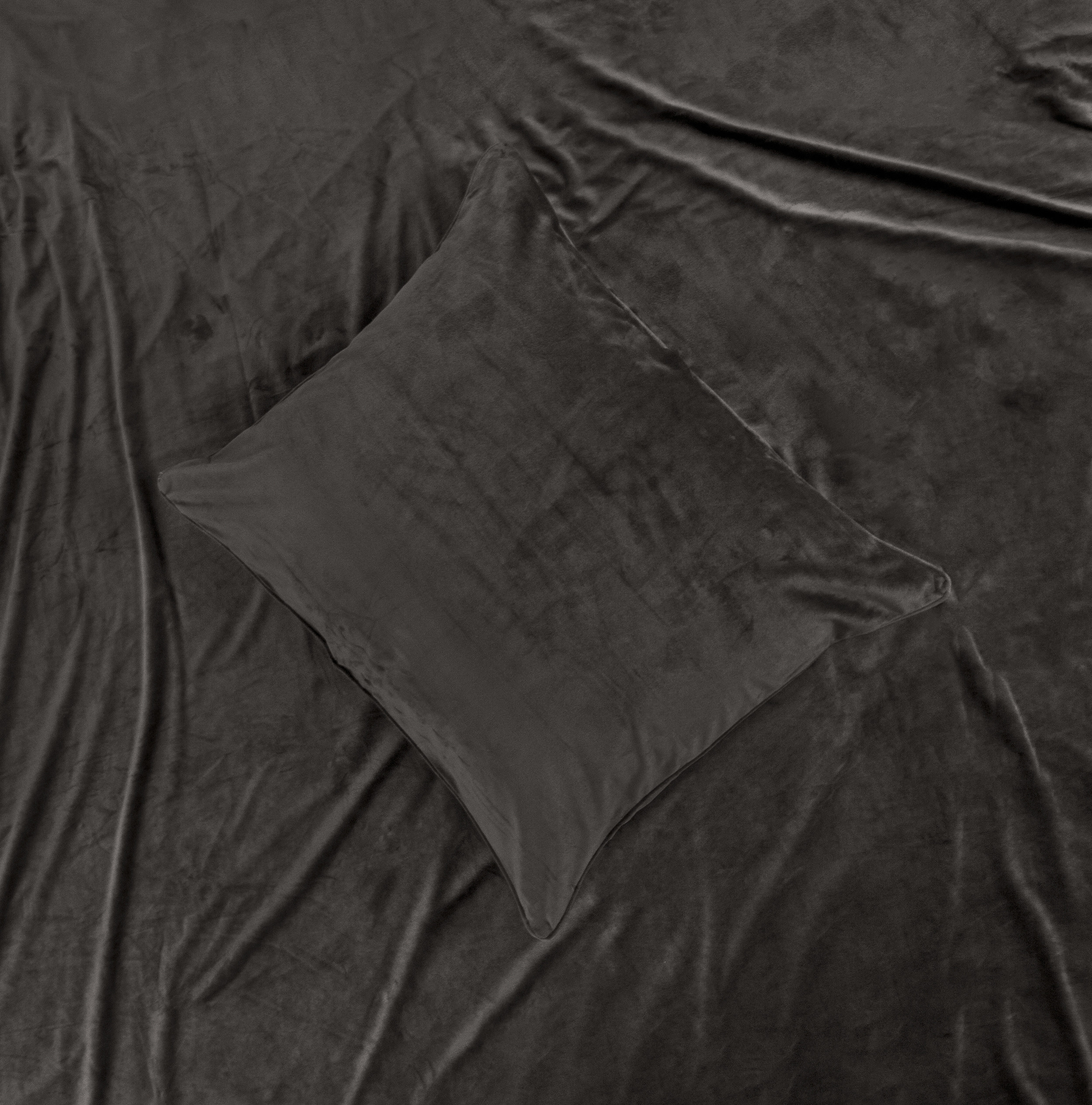 Velvet Piping Deep Taupe 140 x 220