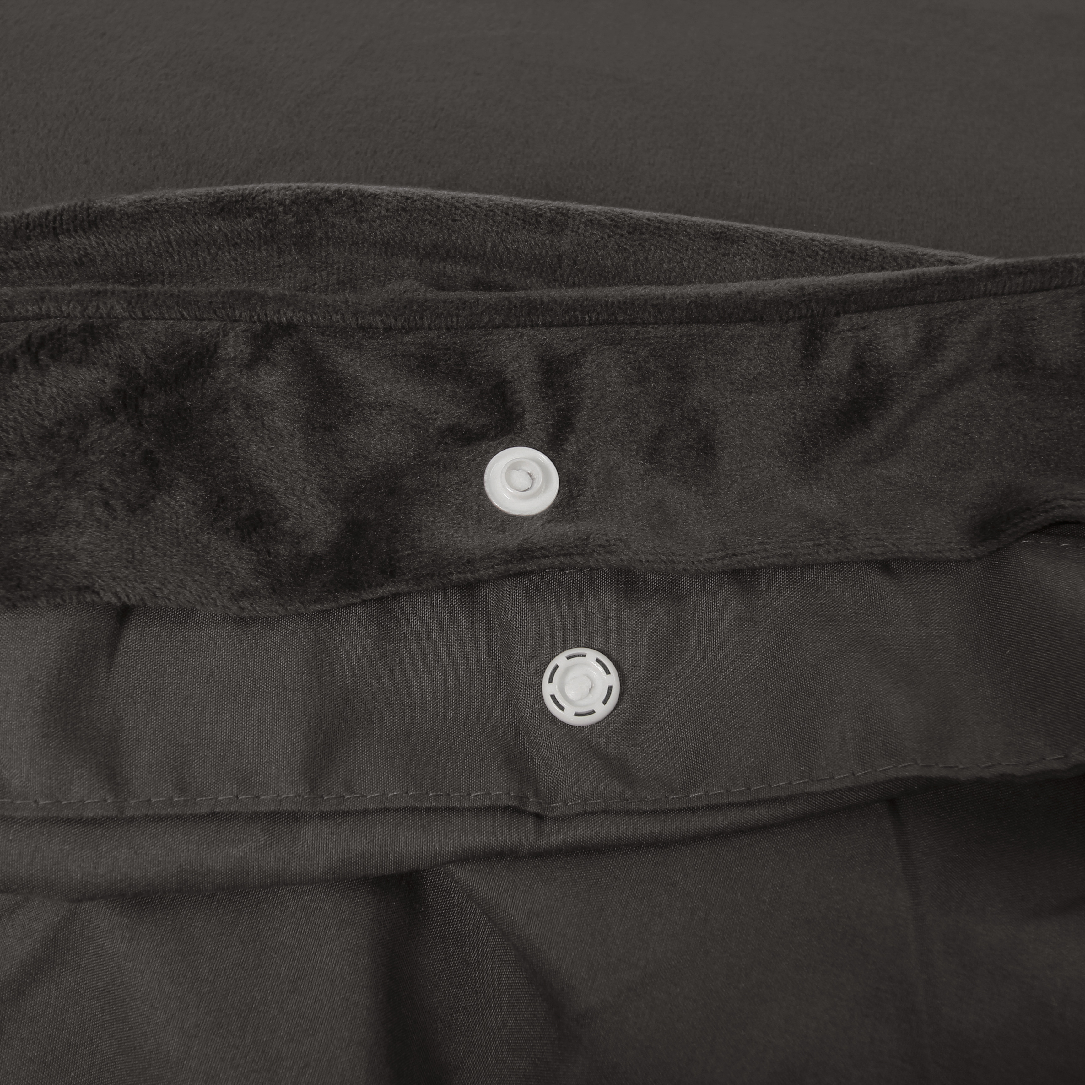 Velvet Piping Deep Taupe 140 x 220