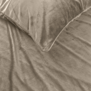 Velvet Piping Taupe / Grijs 240 x 220